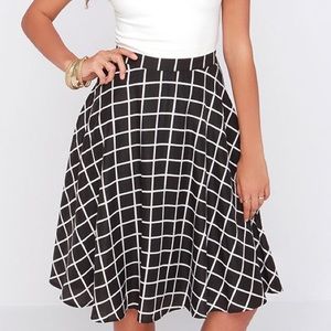 Lulu’s Black and Ivory Grid Print Midi Skirt